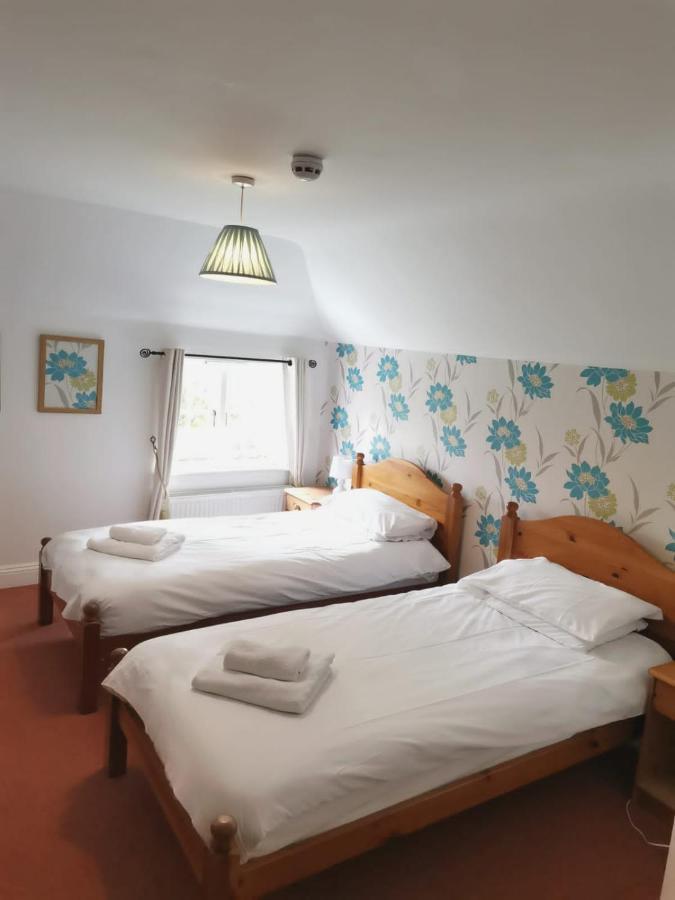 The Black Pig Public House Bed and Breakfast Staple Esterno foto
